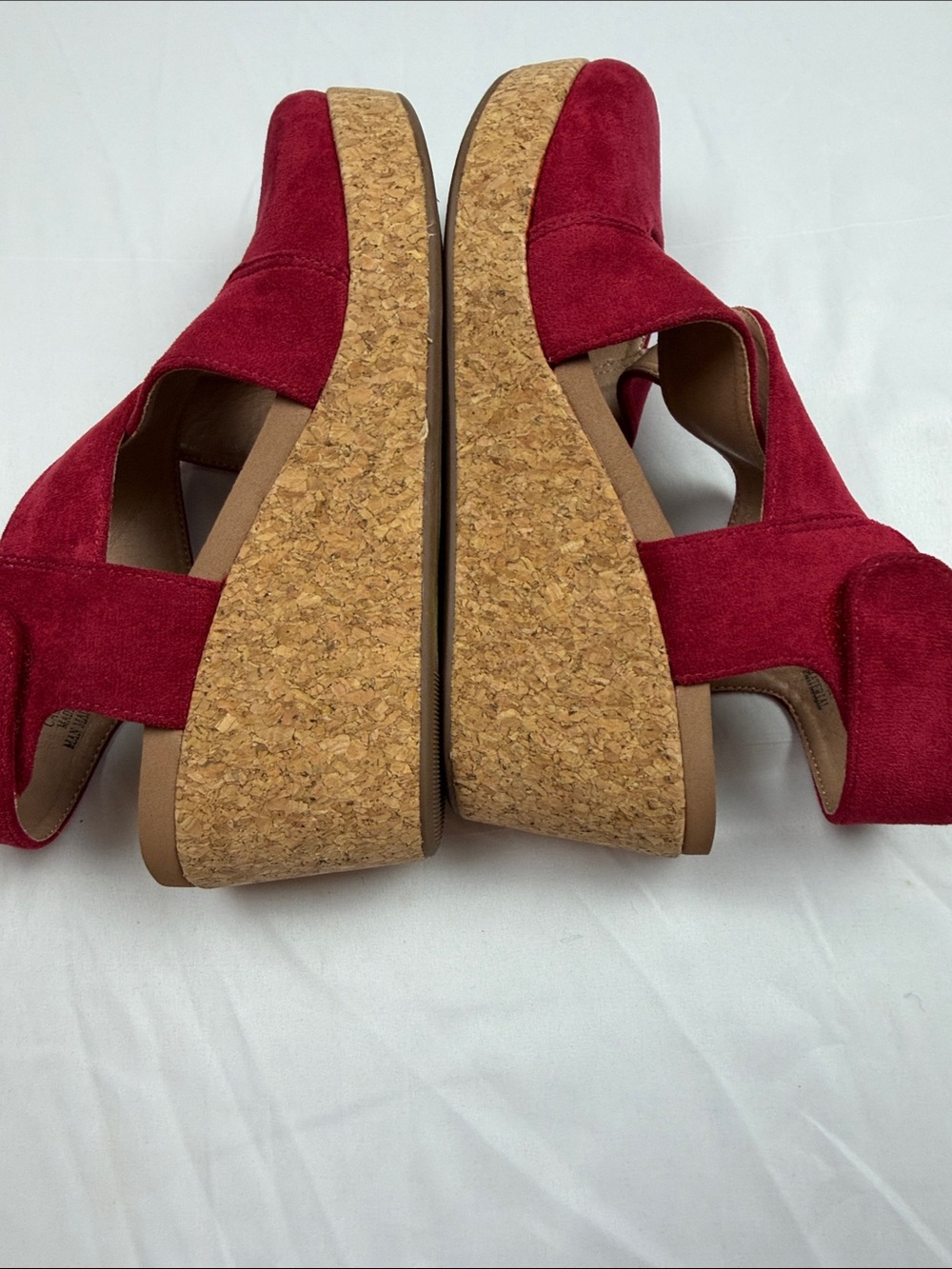 Corkys Case Closed Red Suede Wedge Sandals - Picture 8 of 11